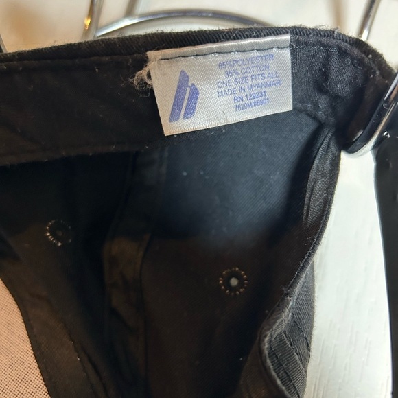 Atlanta Hawks Hat/Cap Black/Red snap back Adjustable - Picture 4 of 4